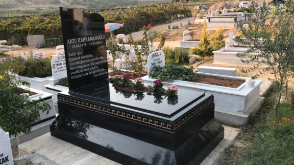 Kişiye Özel Blok Granit Mezar Tasarımları - Görsel 7