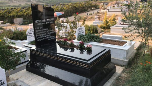 Kişiye Özel Blok Granit Mezar Tasarımları - Görsel 7