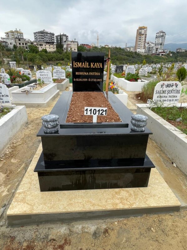 Tek Kişilik Granit Mezar Modelleri - Görsel 22