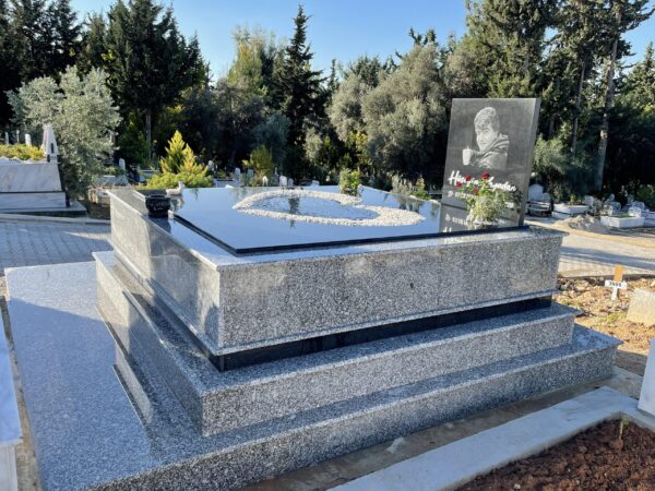 2 Kişilik Özel Tasarım Granit Mezar Çeşitleri - Görsel 5