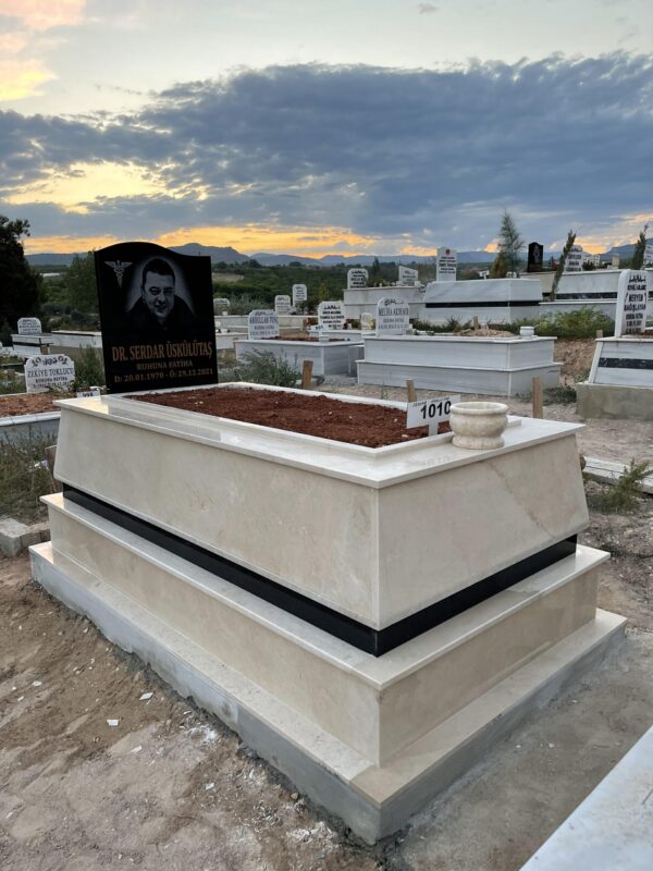 Granit Mezar Taşlı Tek Kişilik Mezar Modelleri - Görsel 4