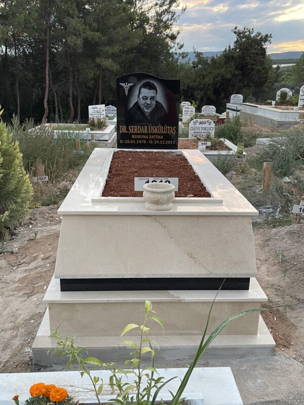 Granit Mezar Taşlı Tek Kişilik Mezar Modelleri - Görsel 6