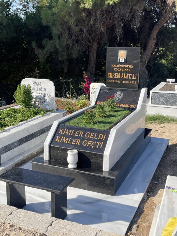 Kişiye Özel Blok Granit ve Mermer Mezar Tasarımı - Görsel 4