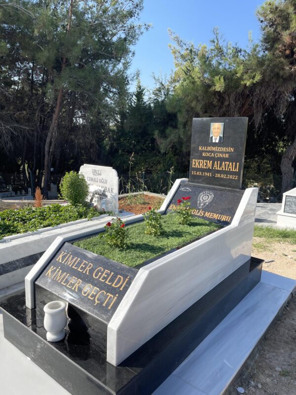 Kişiye Özel Blok Granit ve Mermer Mezar Tasarımı - Görsel 12